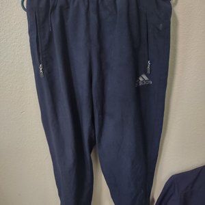 Adidos Joggers / sweatpants /dark Blue w/zipper pockets size 28 mens